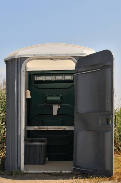 Best Handicap porta potty rental  in Lanse, MI